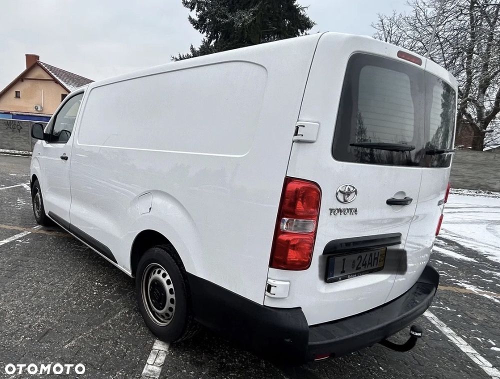 Toyota proace - 4