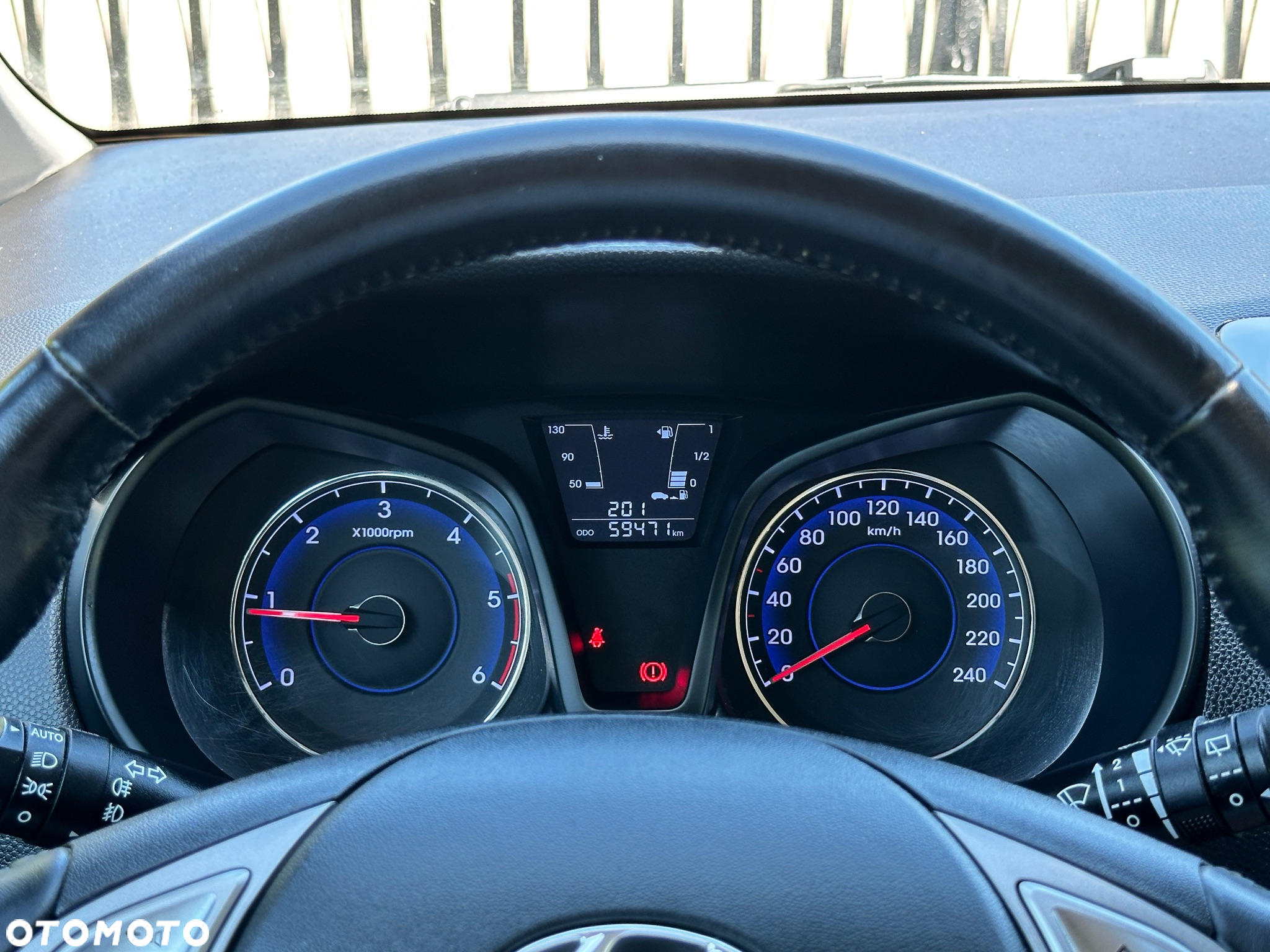Hyundai ix20 1.6 CRDi Fifa World Cup Edition - 16