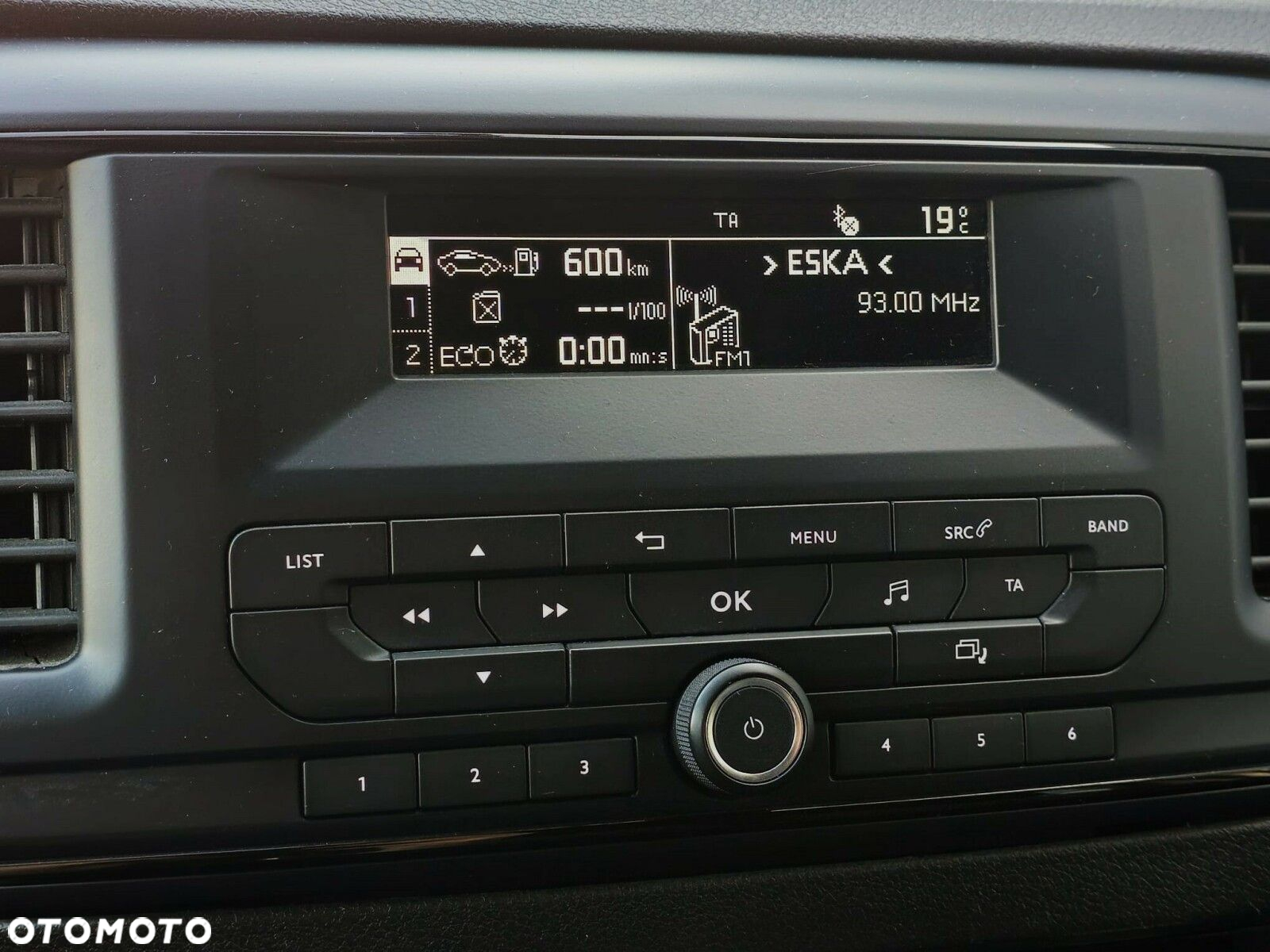 Citroën SpaceTourer 1.6 BlueHDi XL Business - 18