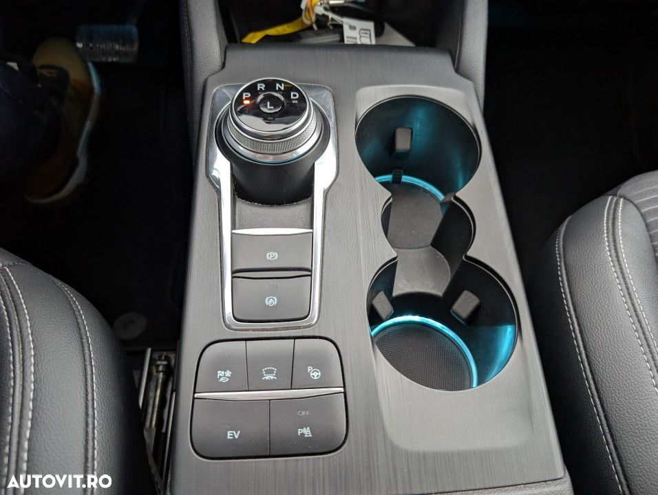 Ford Kuga 2.5 Duratec PHEV Titanium X - 36