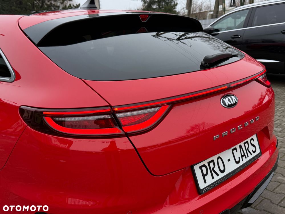 Kia ProCeed 1.4 T-GDI OPF GT LINE - 26