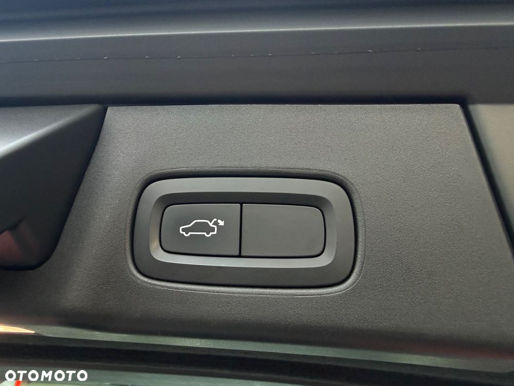 Volvo V90 D4 Geartronic - 29