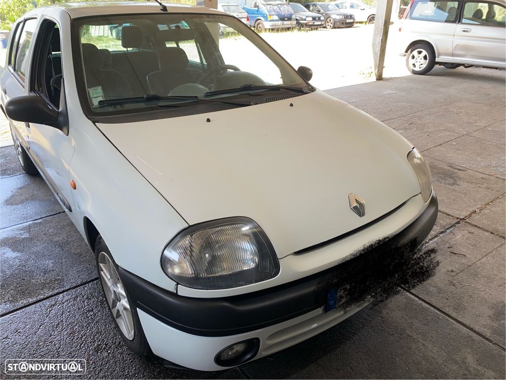 Renault Clio 1.2 RN - 4