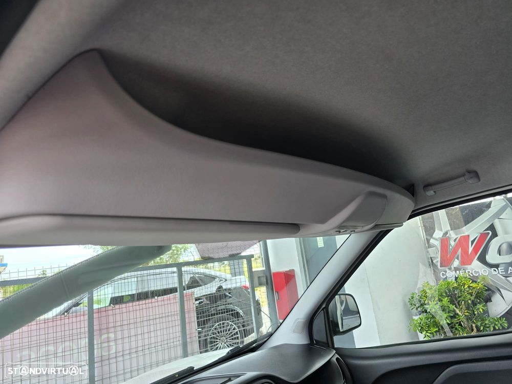 Fiat Doblo 1.6 MJ SX 3L com 2JG - 13