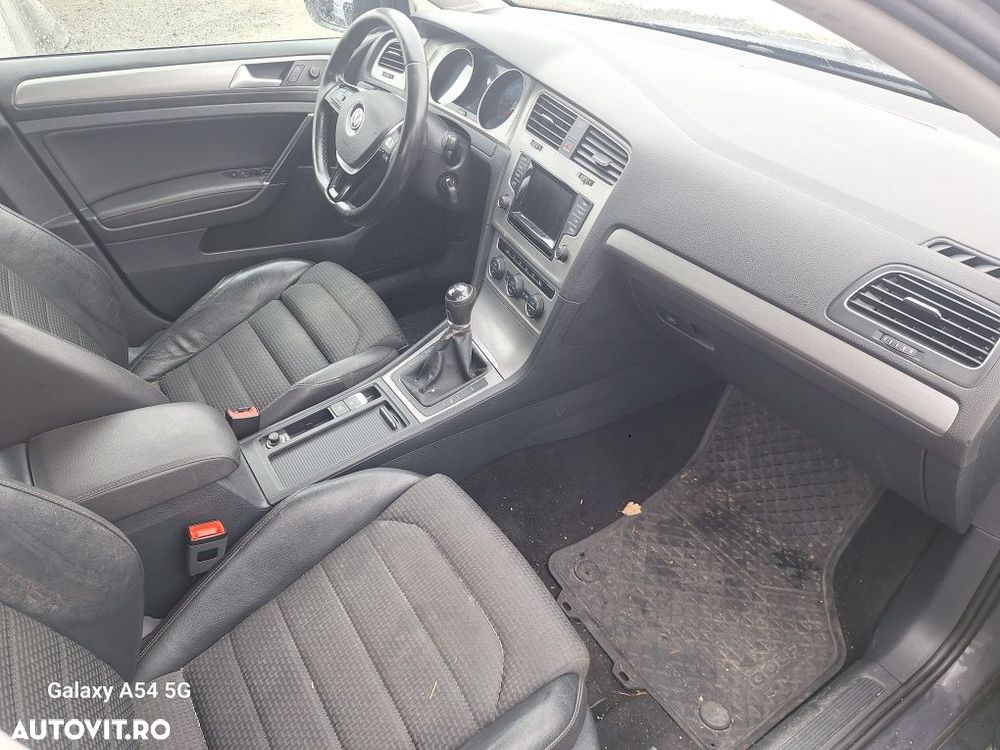 Dezmembrez VW Golf 7 break motor 1.6 CLBM cod culoare LI7F - 7