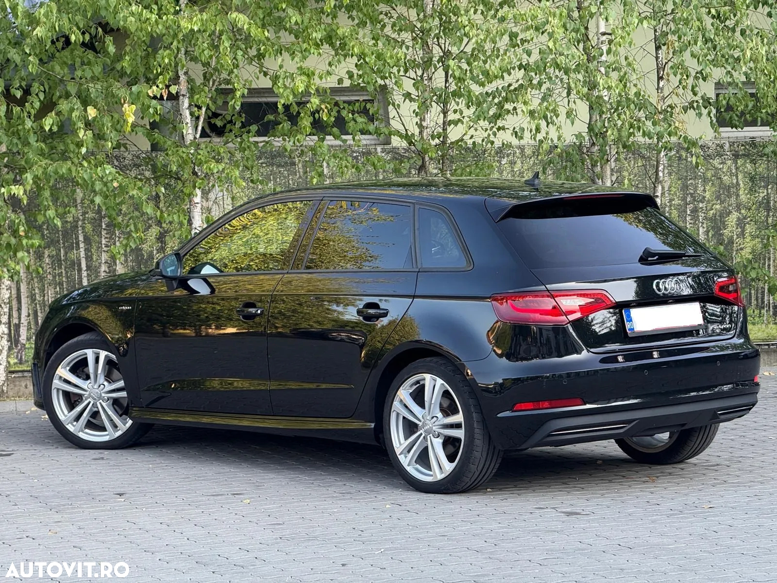 Audi A3 1.4 TFSI Sportback e-tron S line Sportpaket - 24
