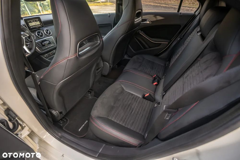 Mercedes-Benz Klasa A 200 CDI 4Matic 7G-DCT AMG Line - 20
