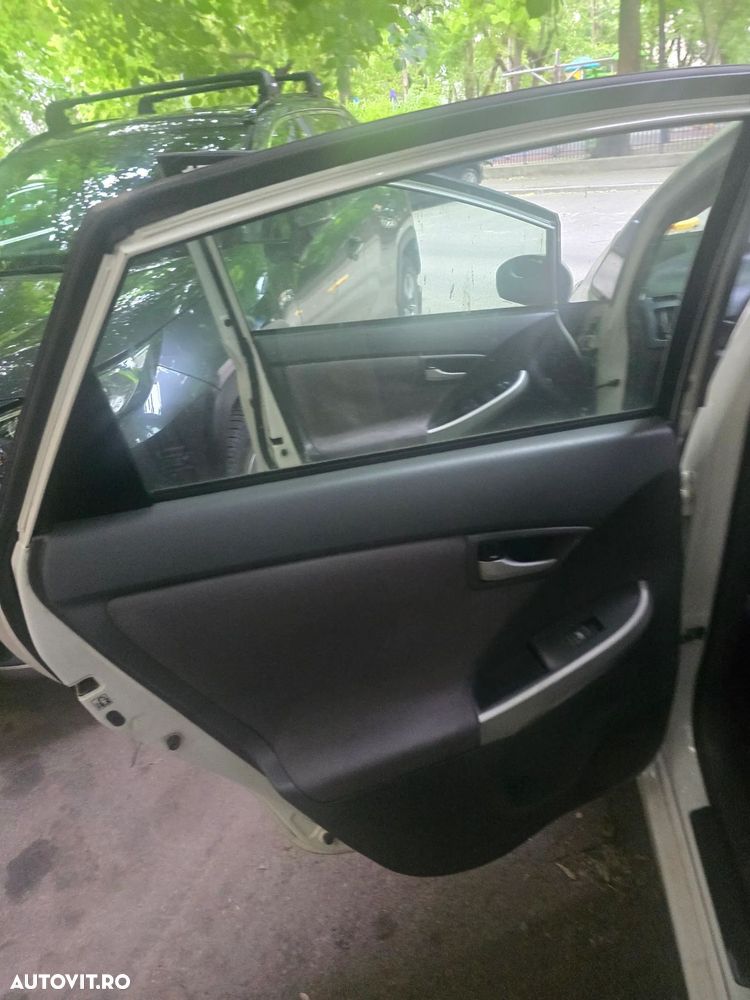Toyota Prius HSD Luna - 22