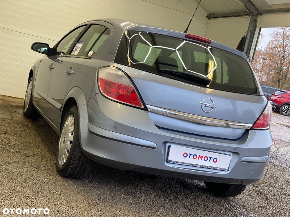 Opel Astra 1.8 Enjoy - 27