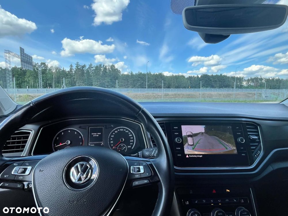 Volkswagen T-Roc - 10