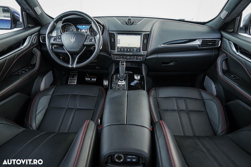 Maserati Levante Q4 GranSport - 8