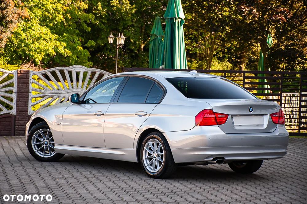 BMW Seria 3 - 31