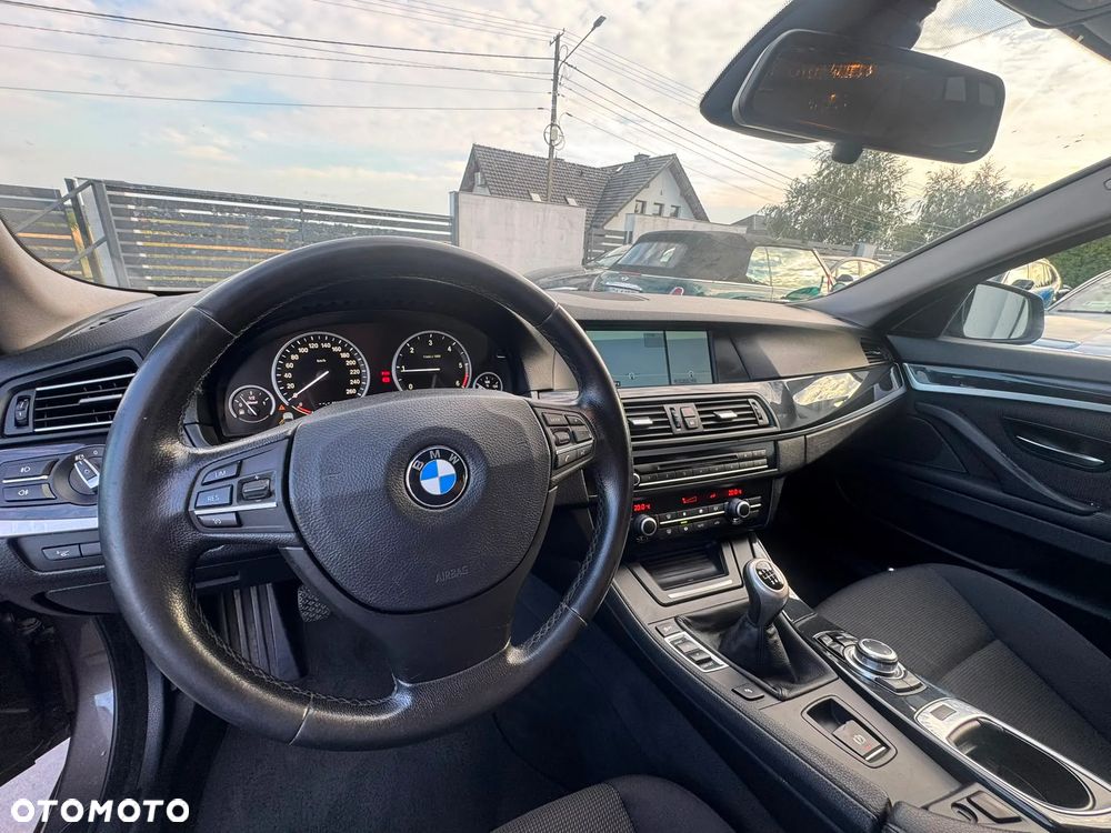 BMW Seria 5 - 12