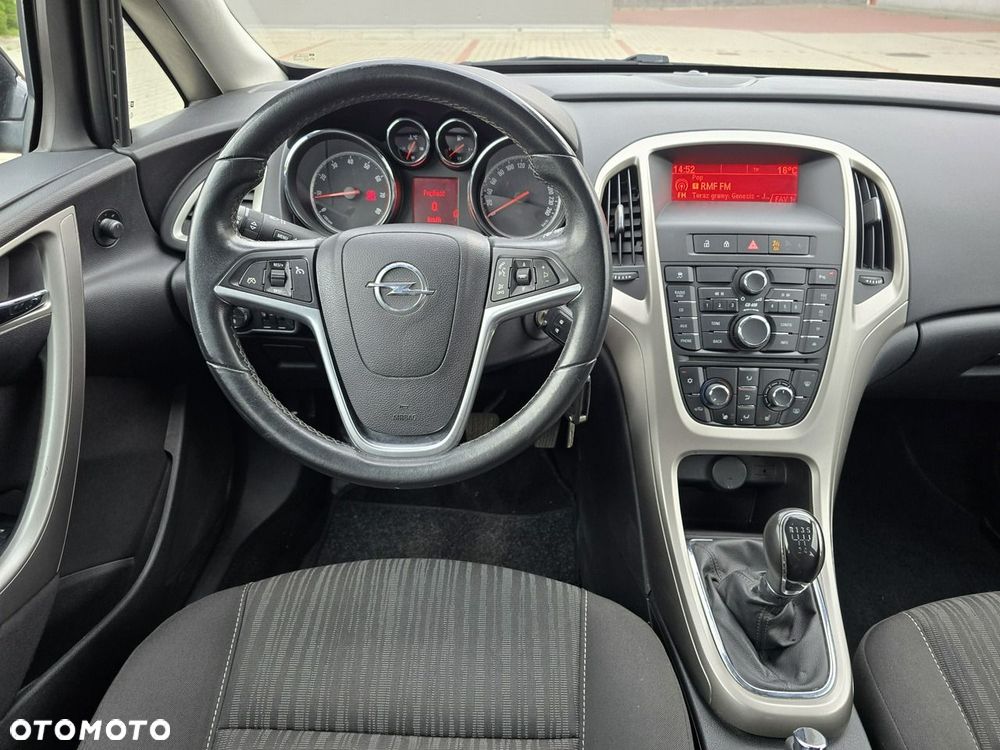 Opel Astra 1.6 Enjoy EU6 - 22