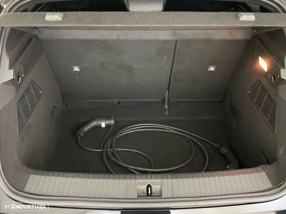 Renault Mégane E-Tech EV60 Techno — fotografia 13
