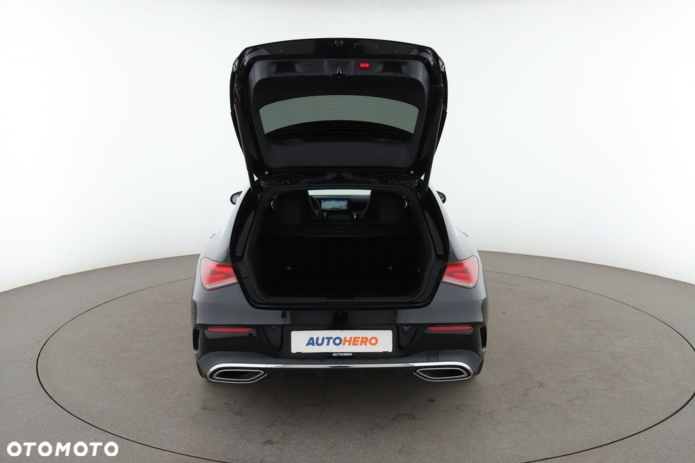 Mercedes-Benz CLA - 23