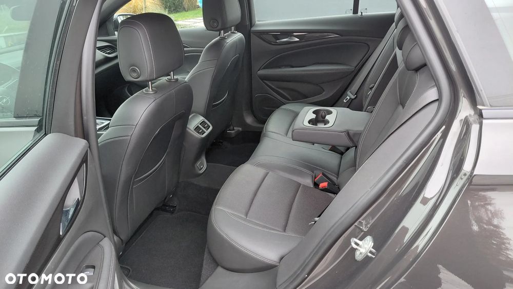 Opel Insignia 2.0 CDTI 4x4 Elegance S&S - 13