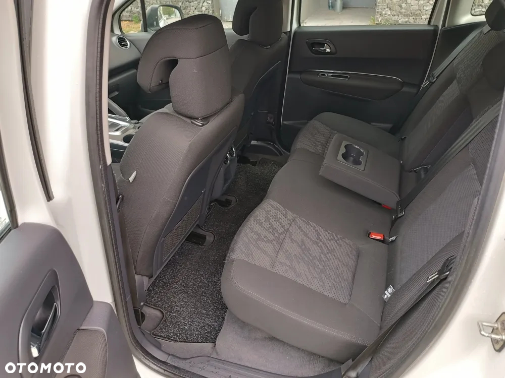Peugeot 3008 - 8