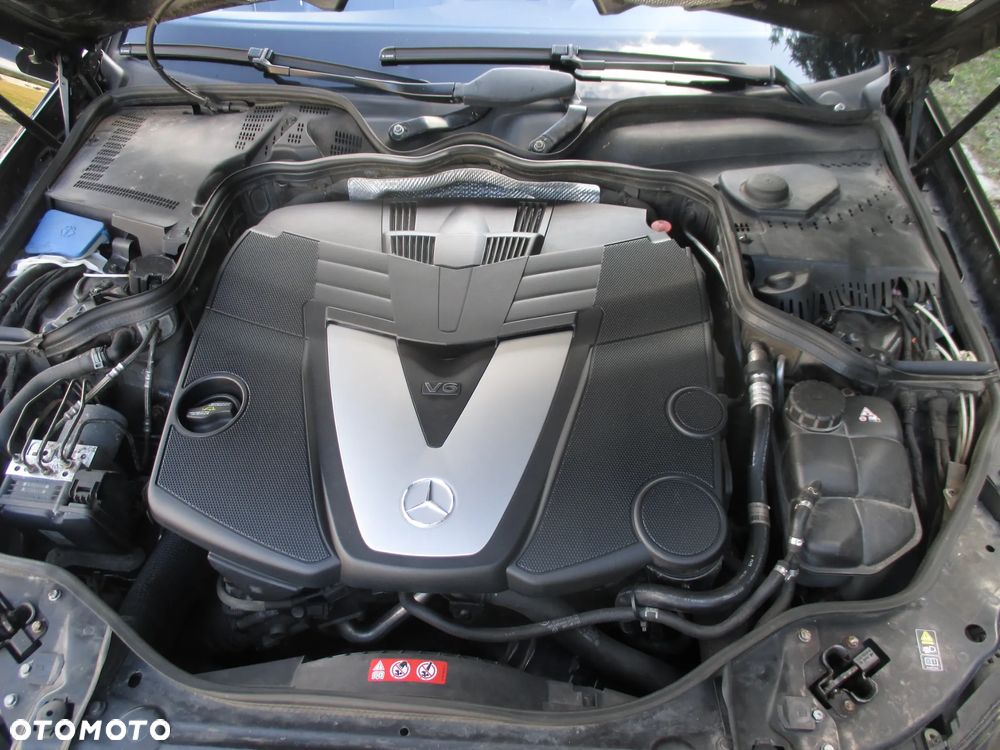 Mercedes-Benz Klasa E 320 CDI Avantgarde DPF Sport Edition AMG - 24