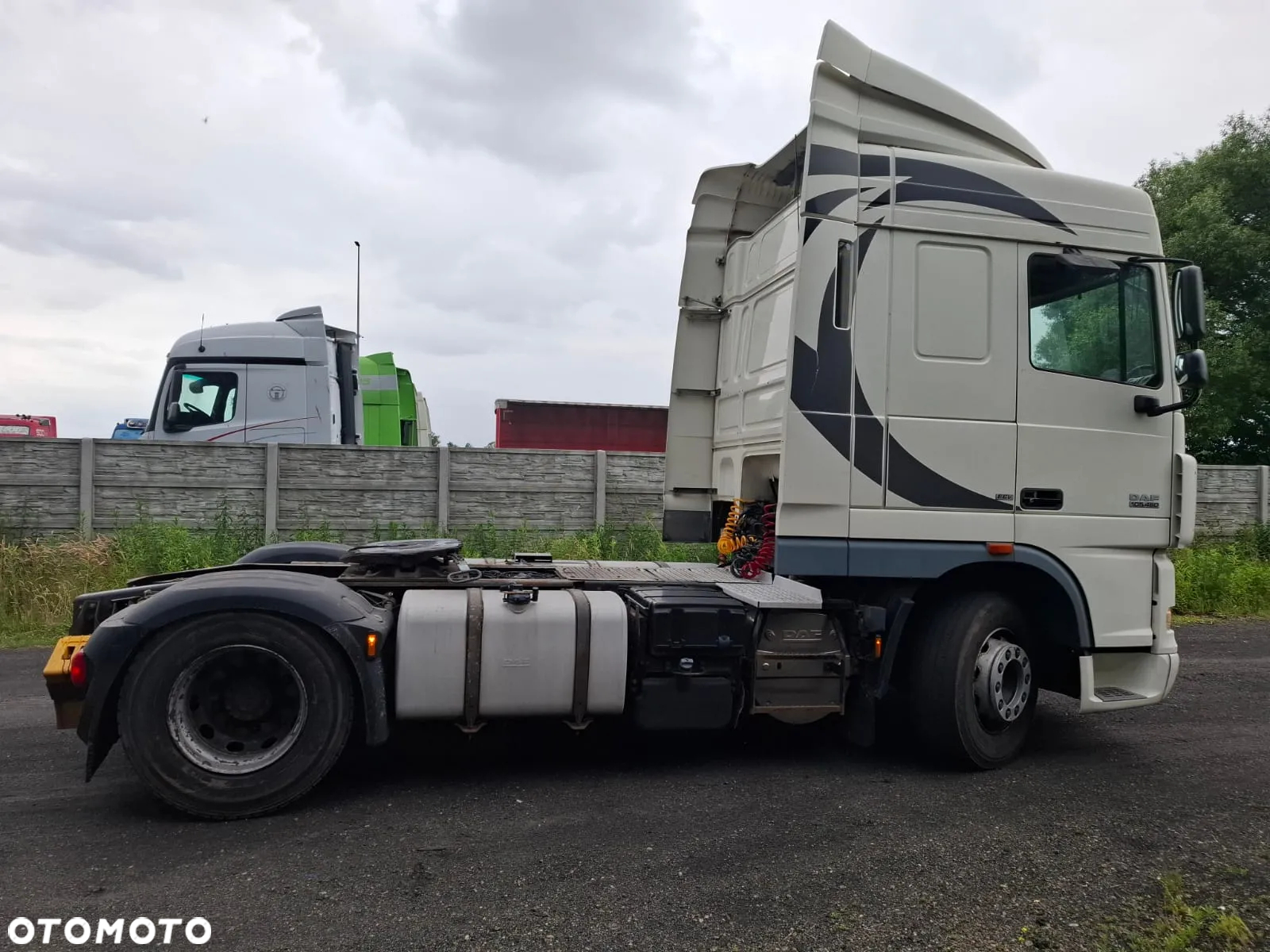 DAF XF 105.460 - 4