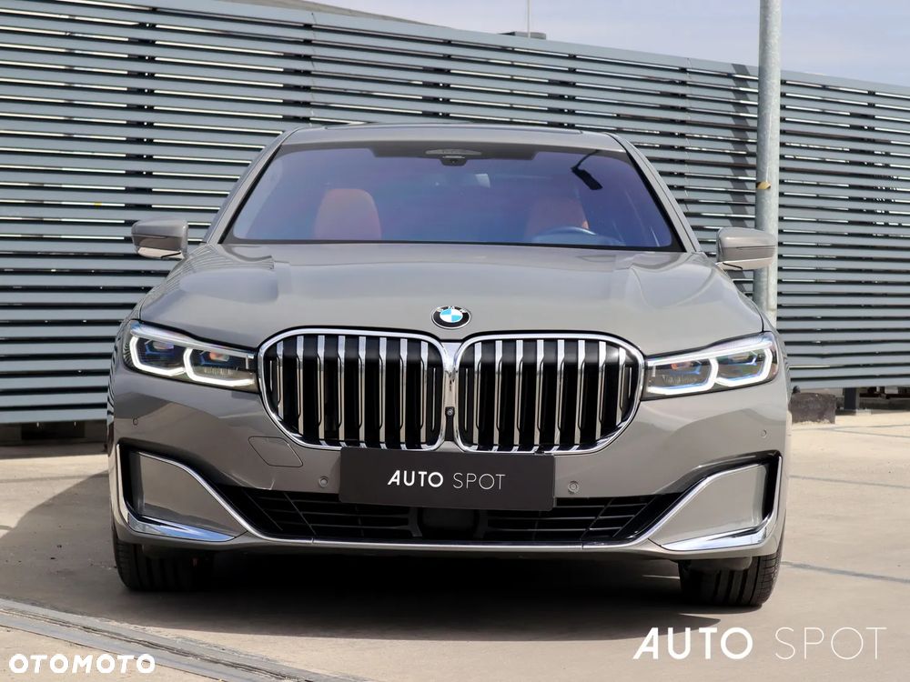 BMW Seria 7 740Ld xDrive sport - 9