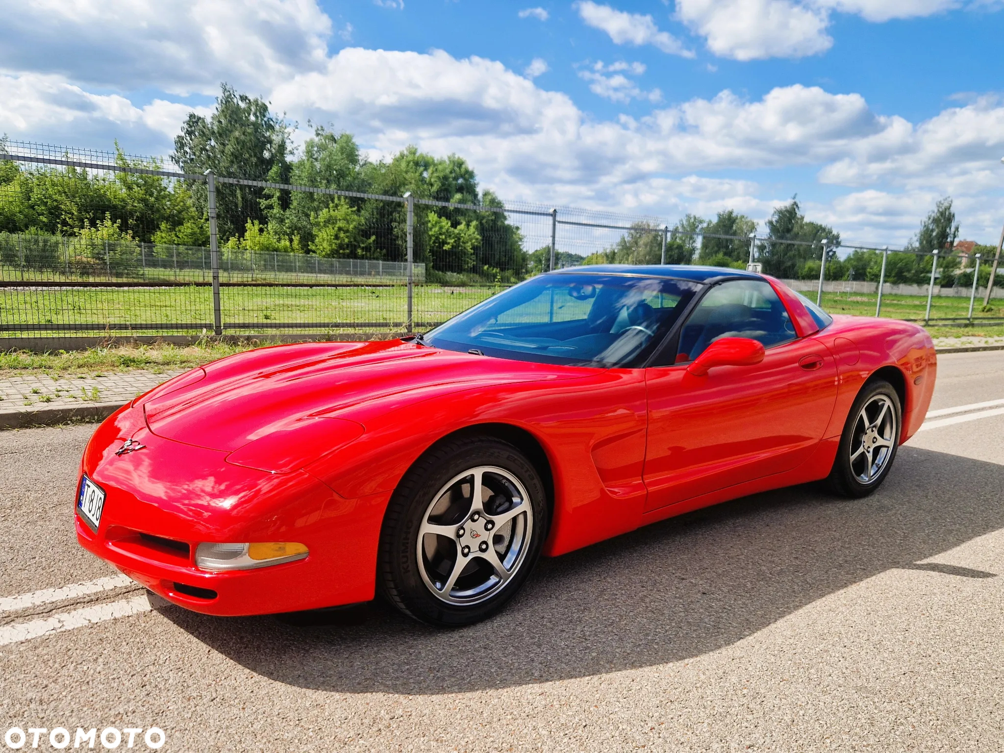 Chevrolet Corvette - 2