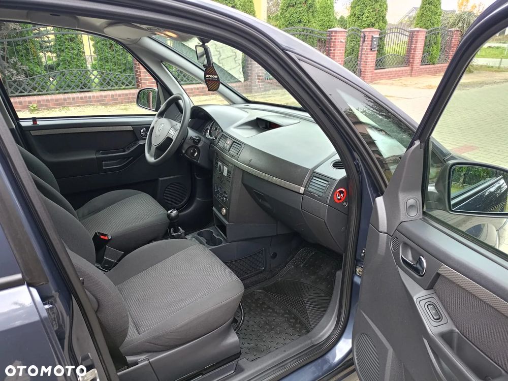 Opel Meriva - 12