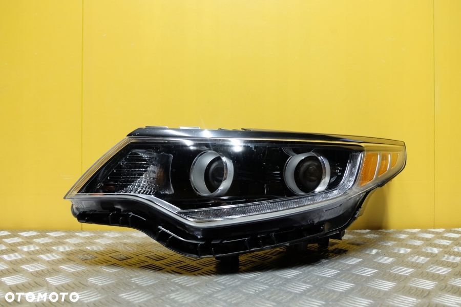 KIA OPTIMA 2015- REFLEKTOR LAMPA ZWYKŁA SOCZEWKOWA Z LED L USA - 1