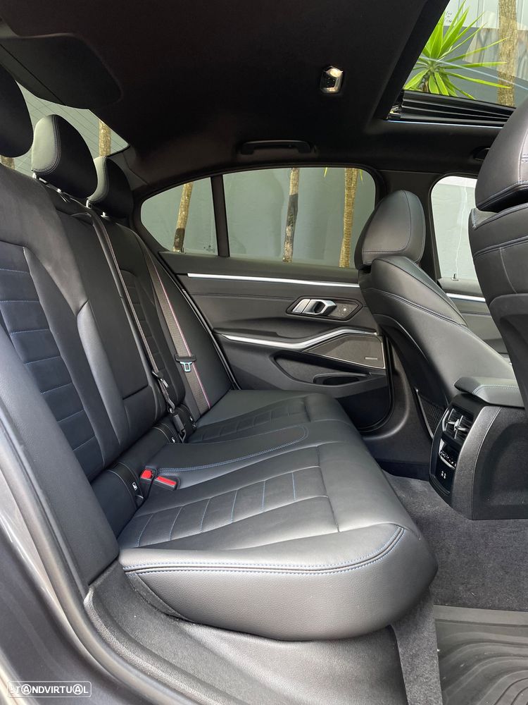 BMW 330 e xDrive Aut. M Sport - 13