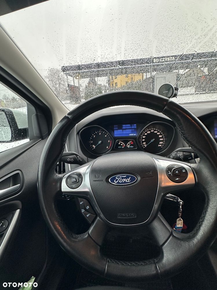 Ford Focus - 11