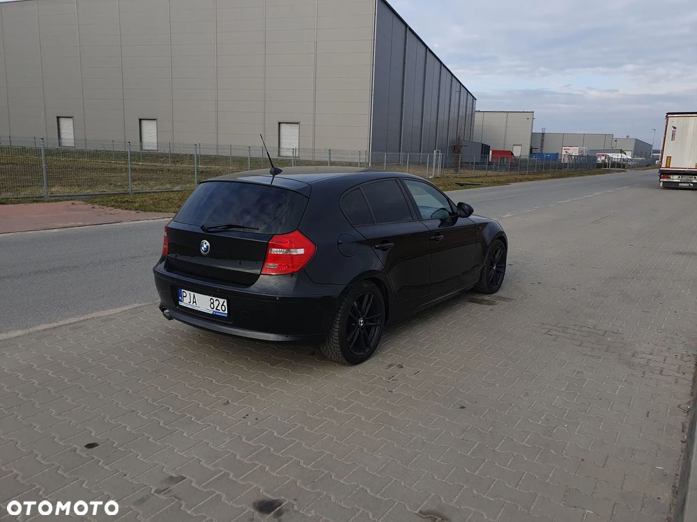 BMW Seria 1 118d - 4