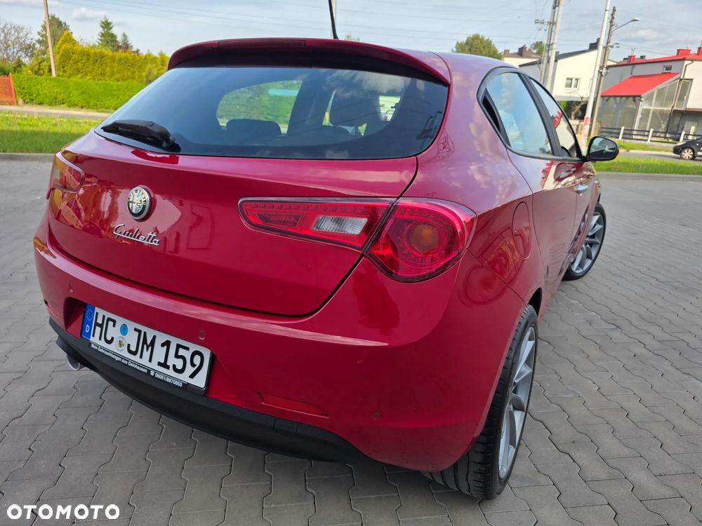 Alfa Romeo Giulietta 1.6 JTDM 16V - 26