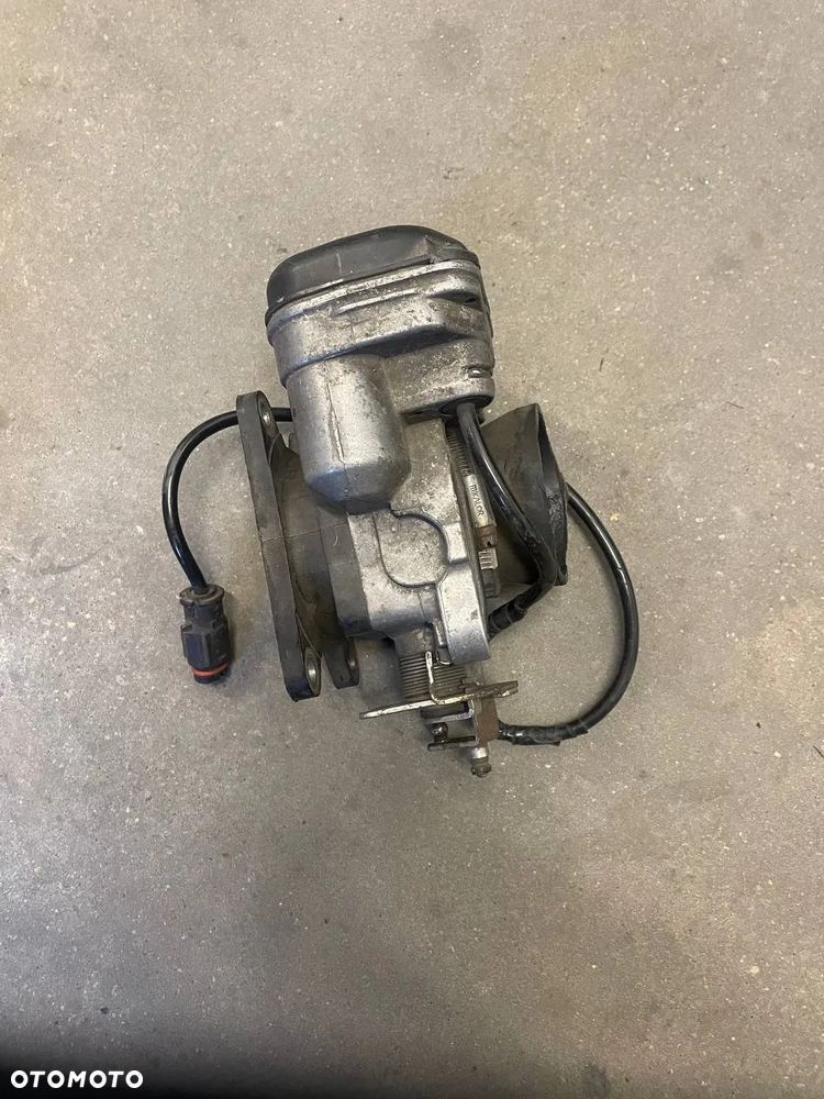 ORYGINALNA MERCEDES OE PPRZEPUSTNICA MERCEDES VITO 0001419925 - 7
