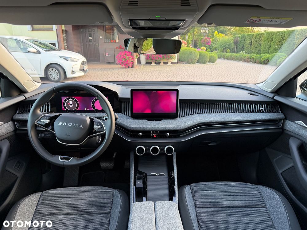 Skoda Superb 1.5 TSI mHEV Selection DSG - 10