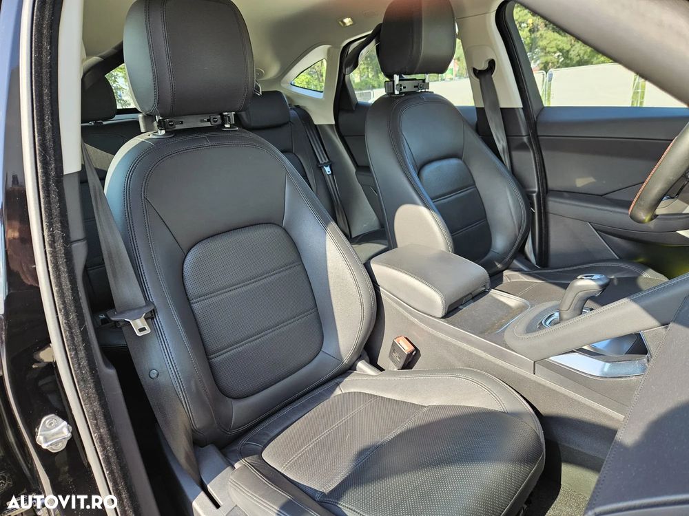 Jaguar E-Pace P200 AWD - 3