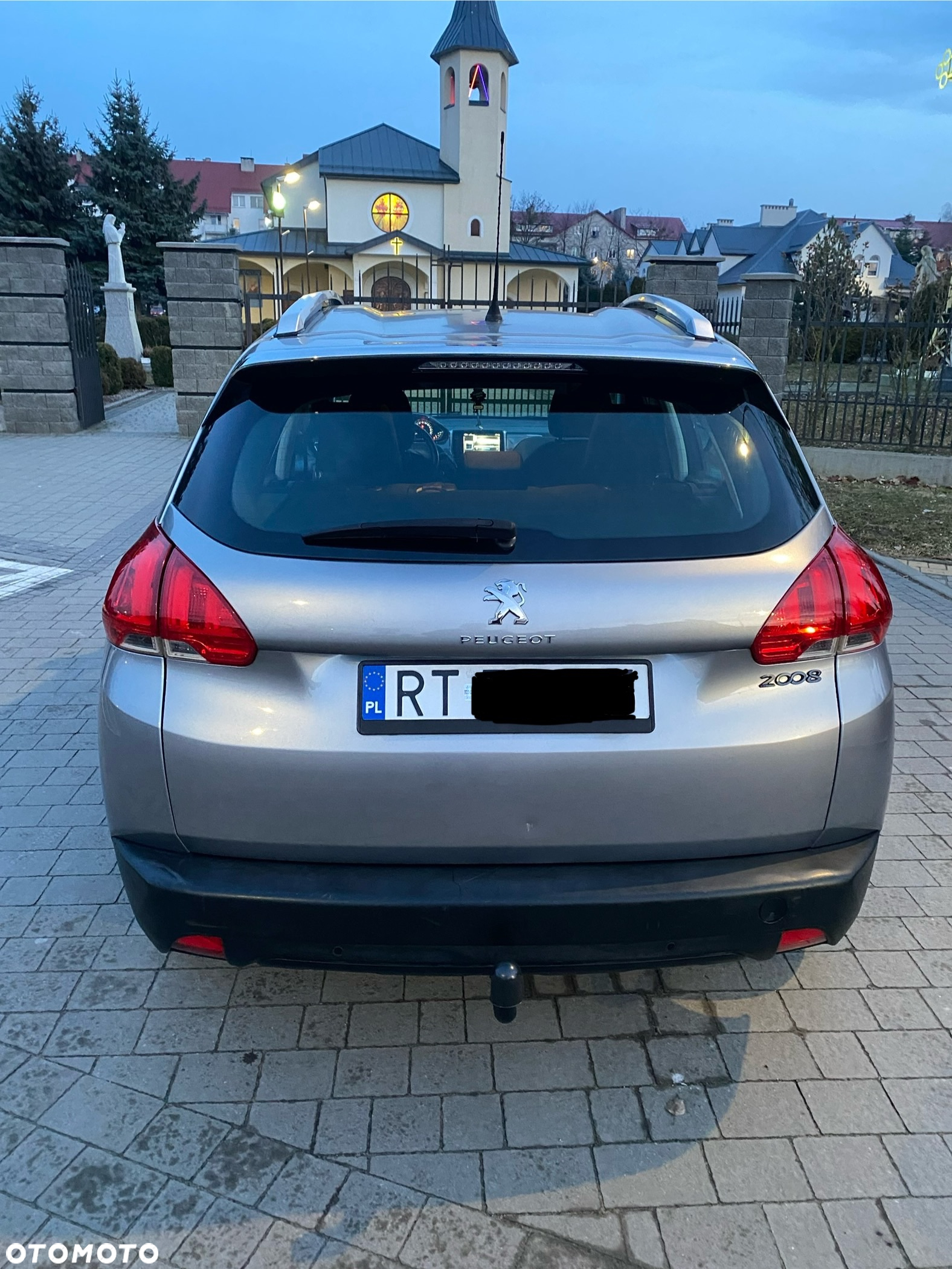 Peugeot 2008 1.2 Pure Tech Active - 8