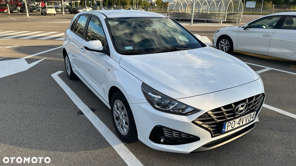 Hyundai i30 1.5 DPI Classic + - 4