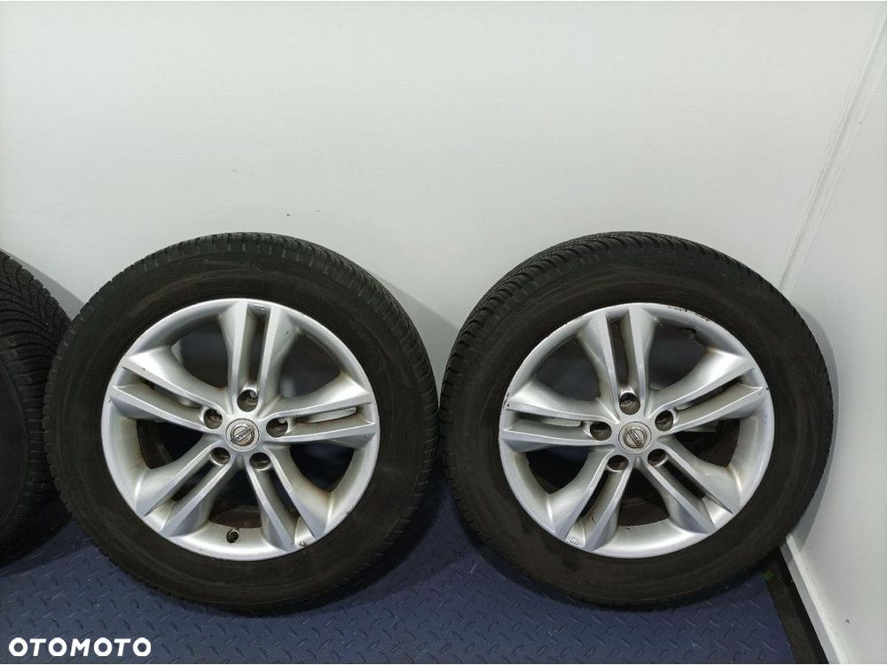 NISSAN KOMPLET FELGI ALUMINIOWE Z OPONAMI 5X114.3 6.5JX17 ET40 215/60 R17 - 2