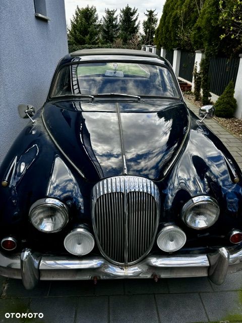 Jaguar Daimler - 8