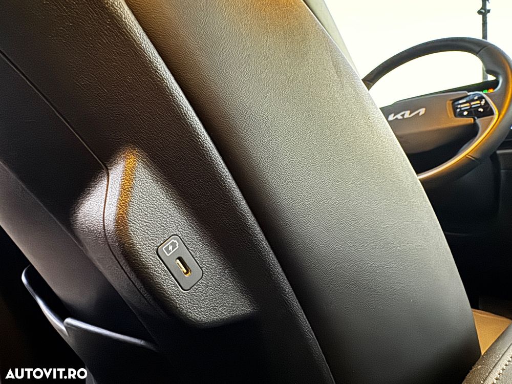 Kia Niro 1.6 GDI 6DCT HEV Premium - 19