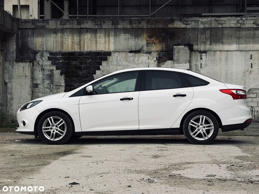 Ford Focus 1.6 Ambiente Start - 8