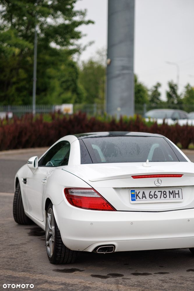 Mercedes-Benz SLK 300 9G-TRONIC - 14
