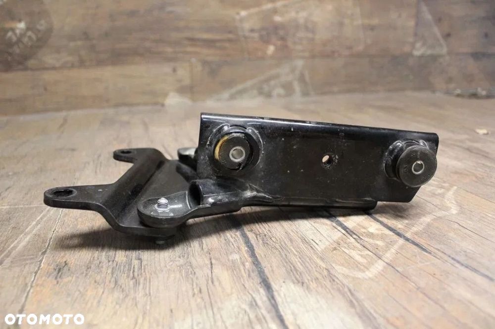 Uchwyt mocowanie tłumika Suzuki VLR1800 Intruder Boulevard - 4