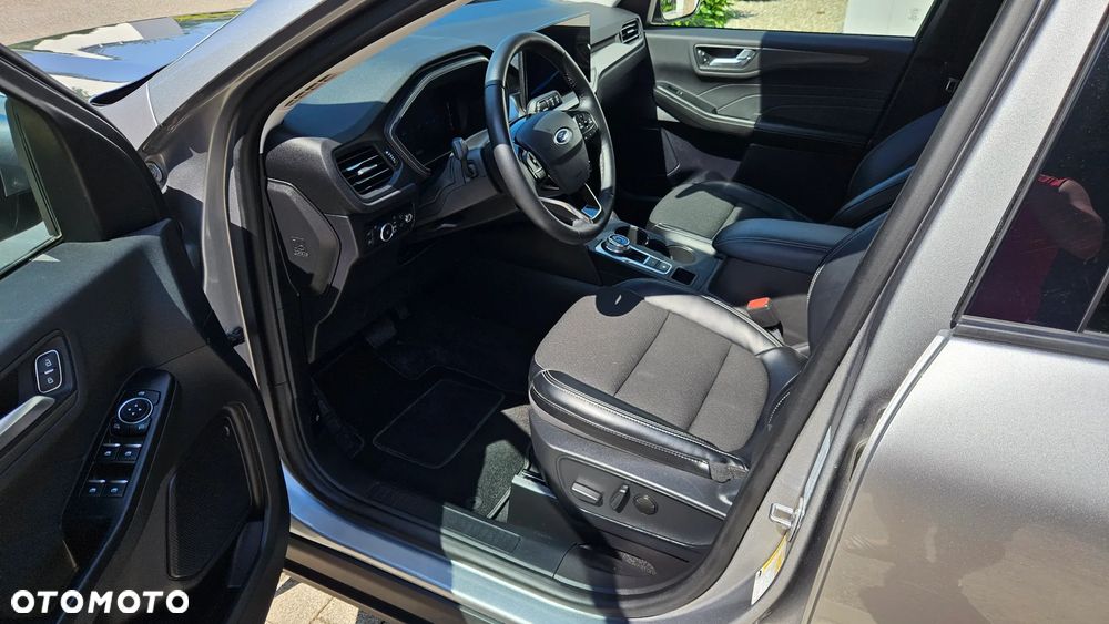 Ford Kuga - 14
