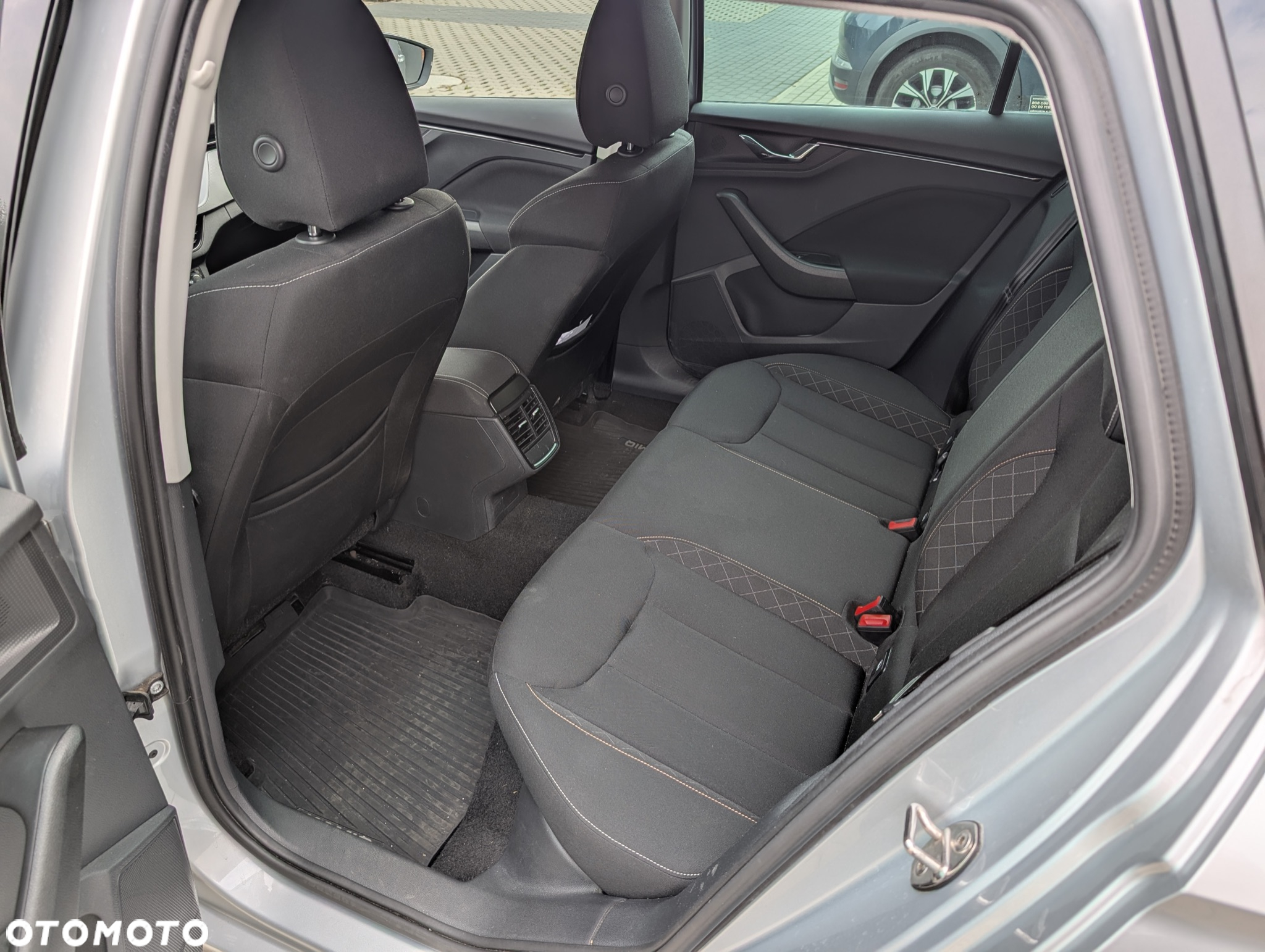 Skoda Kamiq 1.0 TSI Ambition - 10