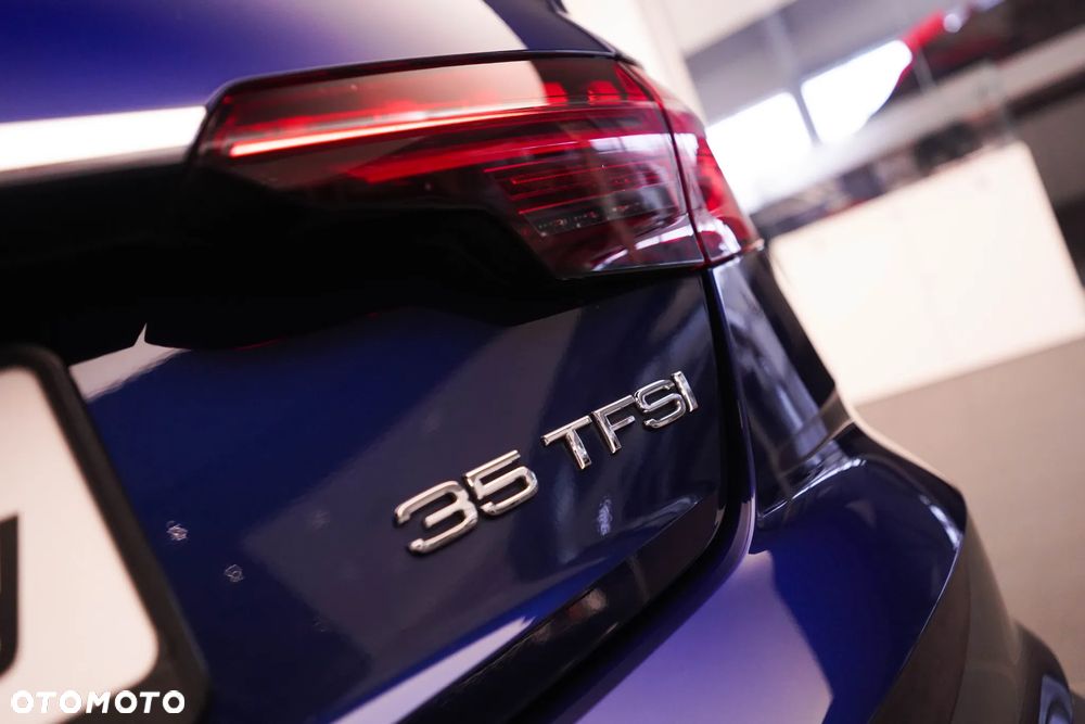 Audi A4 Limousine - 16