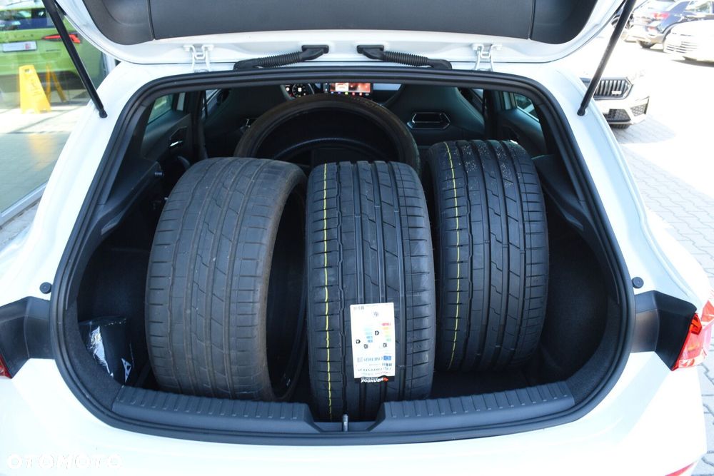 Cupra Leon 2.0 TSI DSG - 39