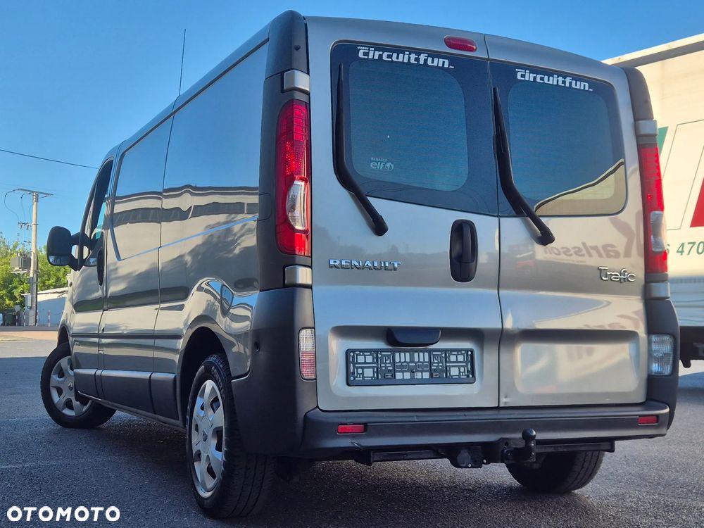 Renault TRAFIC - 21