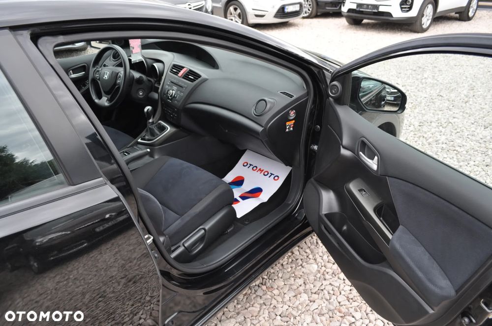 Honda Civic 1.8 i-VTEC Sport - 13
