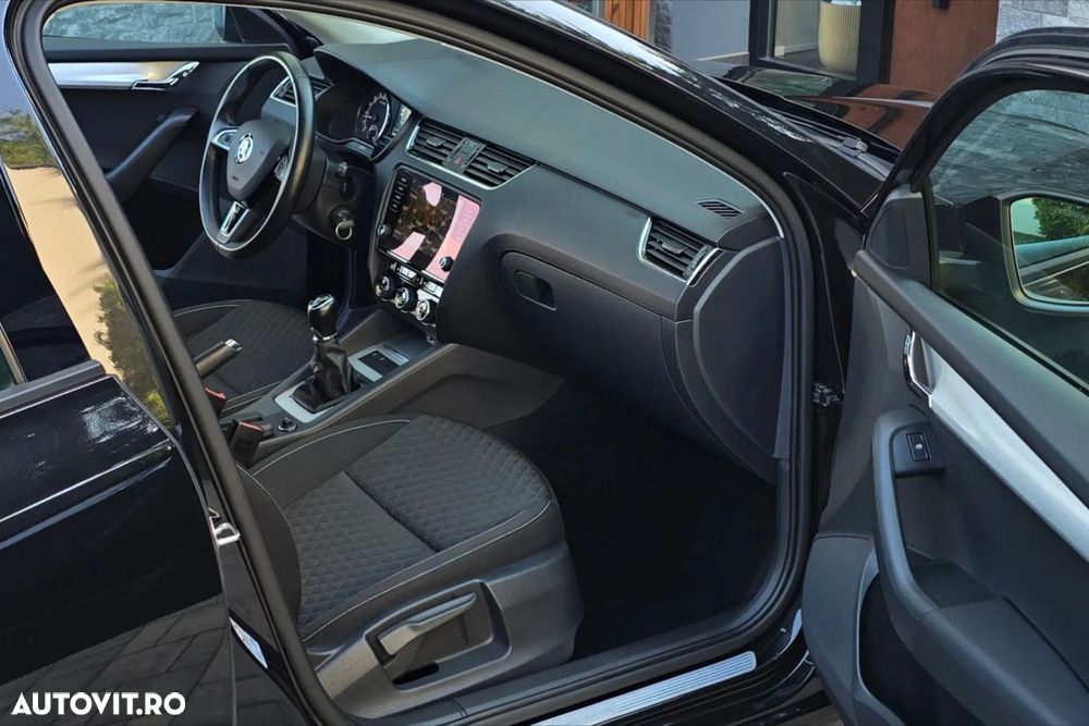 Skoda Octavia 2.0 TDI Drive - 8